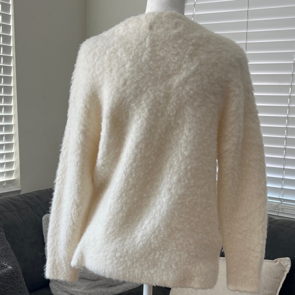 Anthropologie Cream V-Neck Sweater - Picture 5 of 13